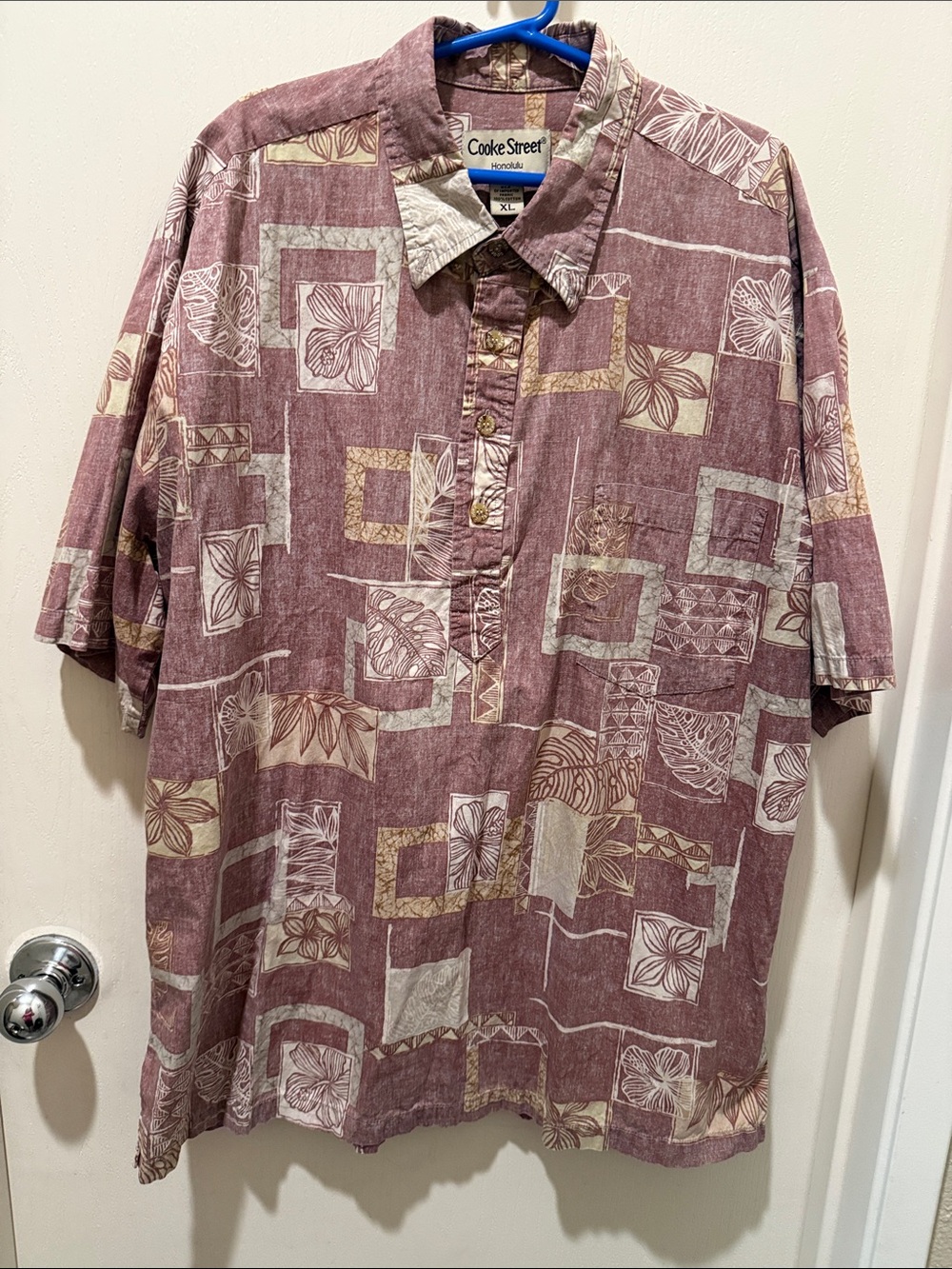 Cooke Street Men's Wine Patterned Short-Sleeve Button Shirt